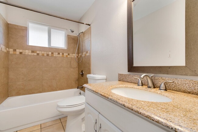 Building Photo - 7634 Newland St