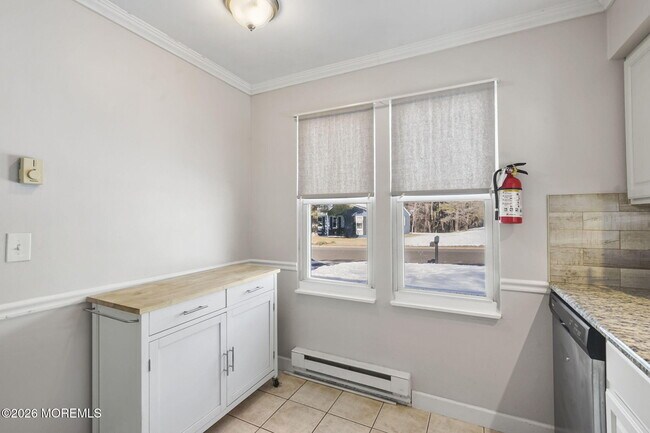 Building Photo - 28 Milford Ave