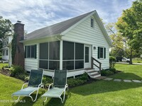 Building Photo - 12 Seneca Dr