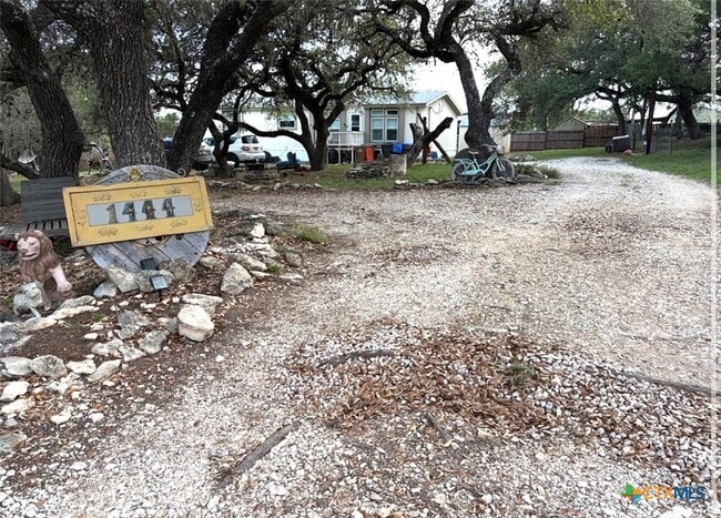 Building Photo - 1444 Willow Dr