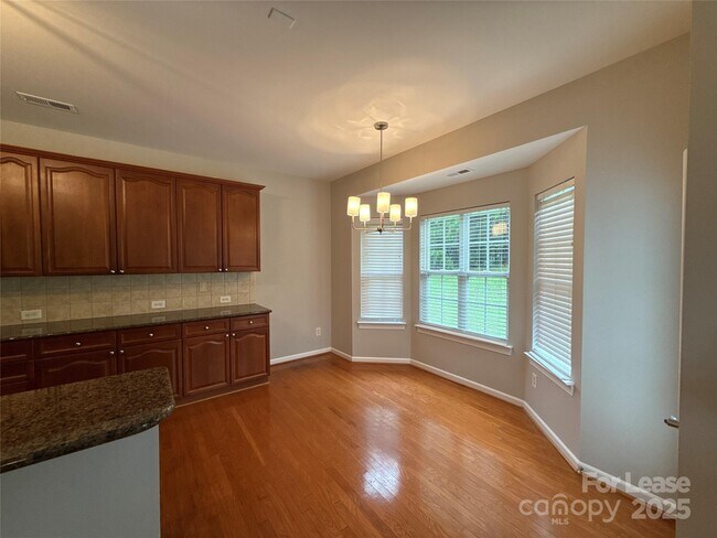 Building Photo - 1113 Cooper Ln