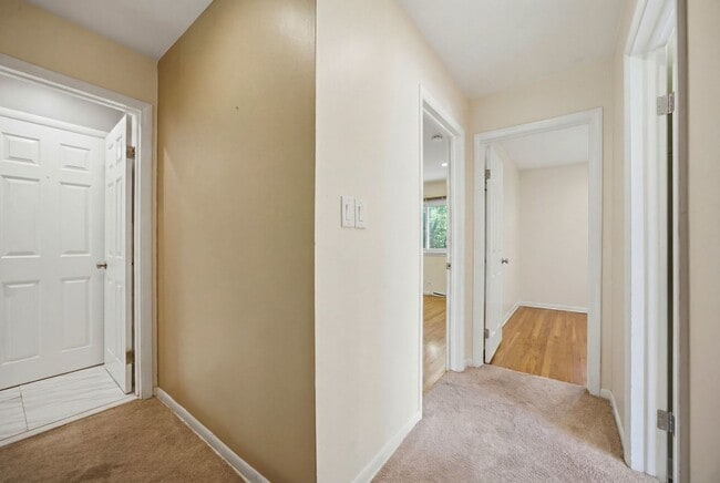 Building Photo - 1142 Brighton Pl