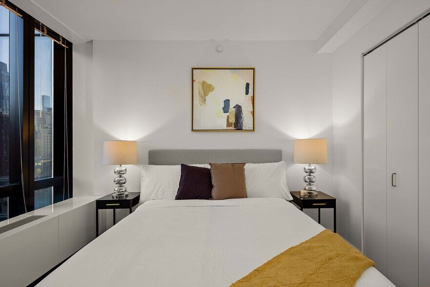 Building Photo - 1113 York Ave