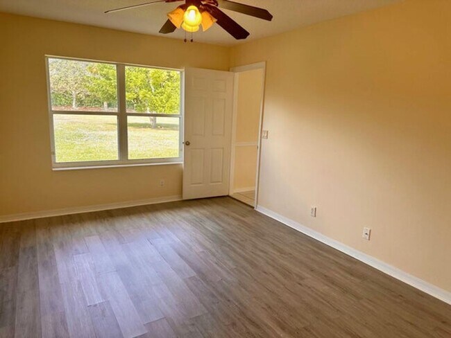 Building Photo - 3620 Miramontes Cir