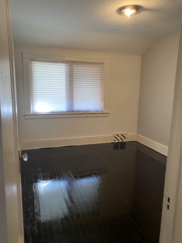 Building Photo - 18038 Norwood St