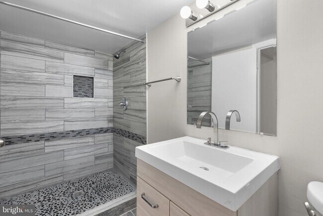 Building Photo - 3351 Buehler Ct