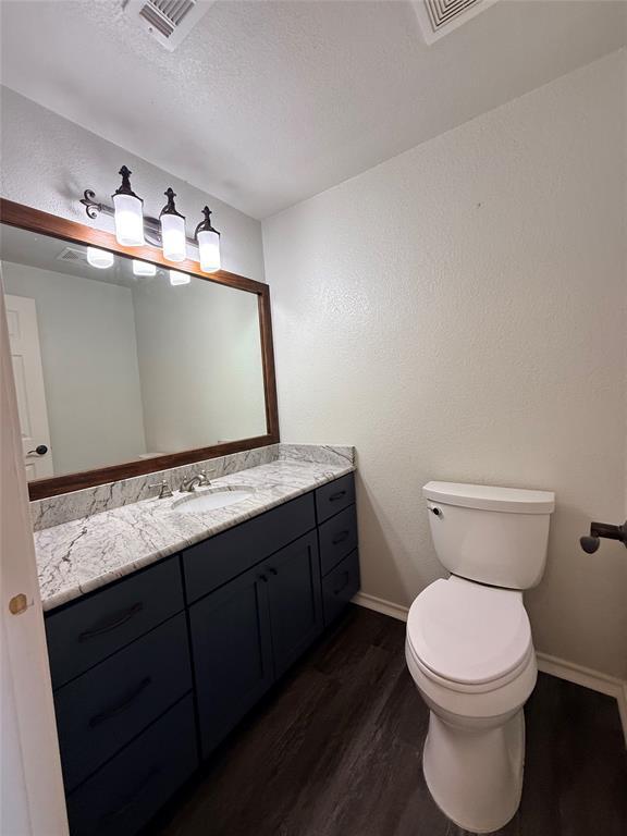 Building Photo - 3404 American Dr