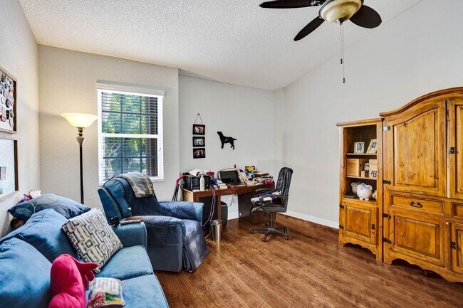 Building Photo - 10256 Andover Coach Cir