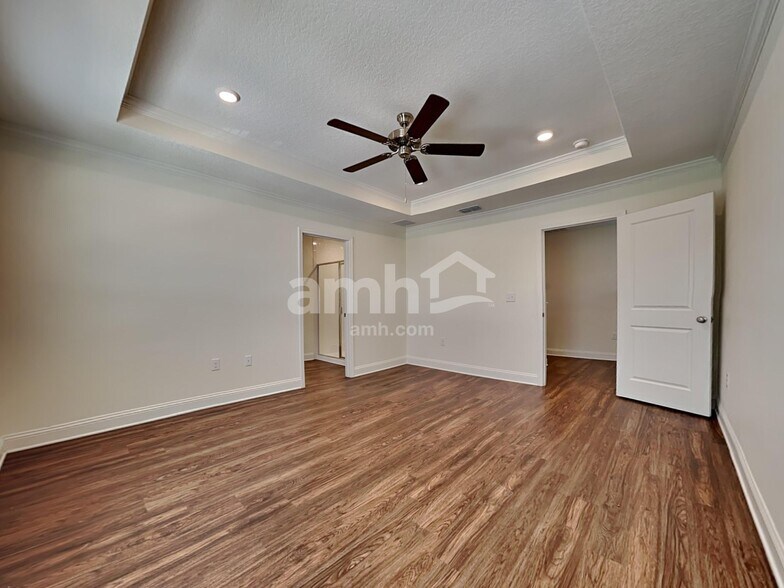 Building Photo - 283 Onate Cir