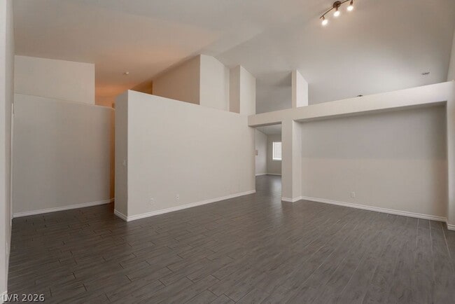 Building Photo - 681 Quiet Stream Ct