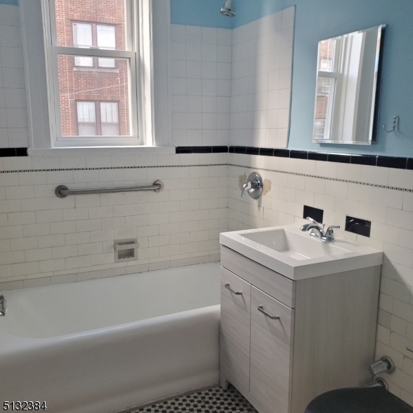 Building Photo - 80 Union Ave