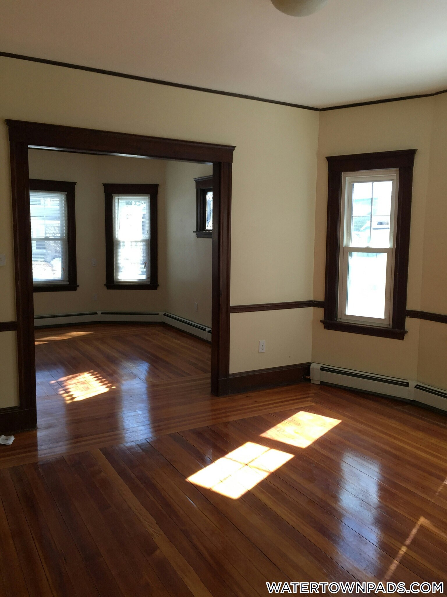 Building Photo - 126 Winsor Ave