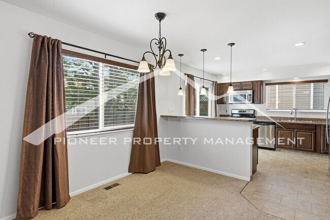 Building Photo - Beautiful Single Family Home Fenced in Yard and Central AC