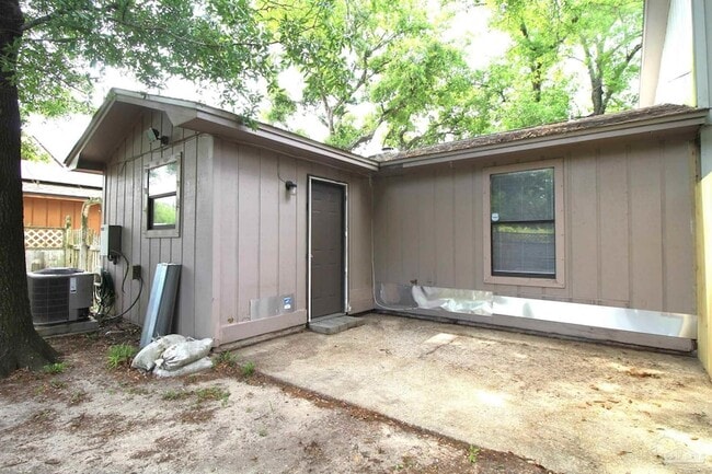 Building Photo - 7816 Deborah Dr