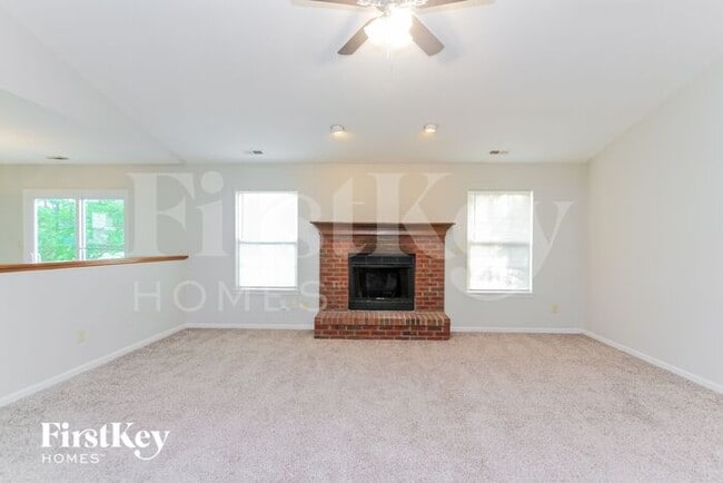 Building Photo - 536 Garden Grace Dr