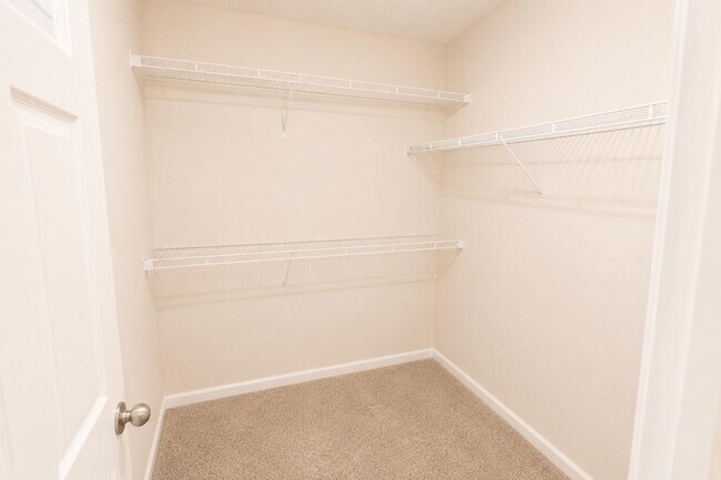 Building Photo - 4005 Snowy Owl Dr