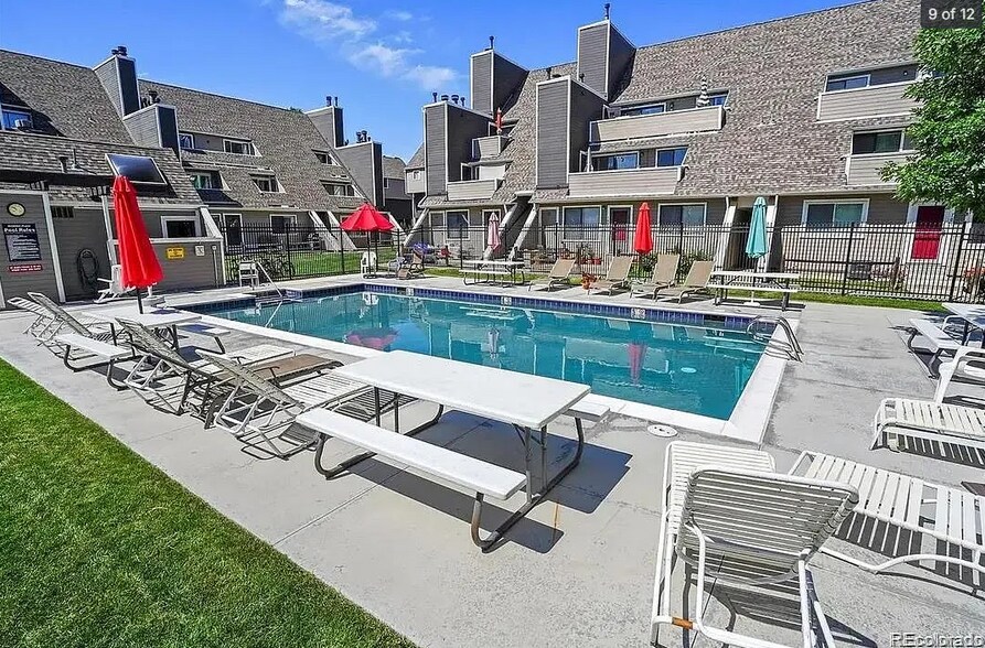 Building Photo - 5250 S Huron Way