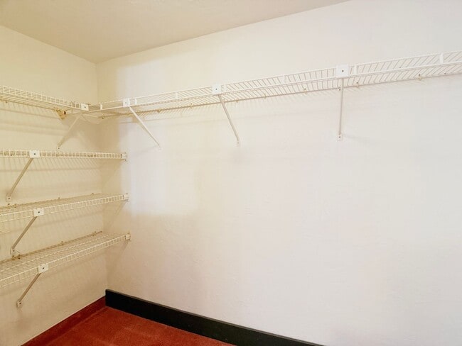 Building Photo - Charming 1-bedroom, 1-bath Gem in the Grenelefe Community!