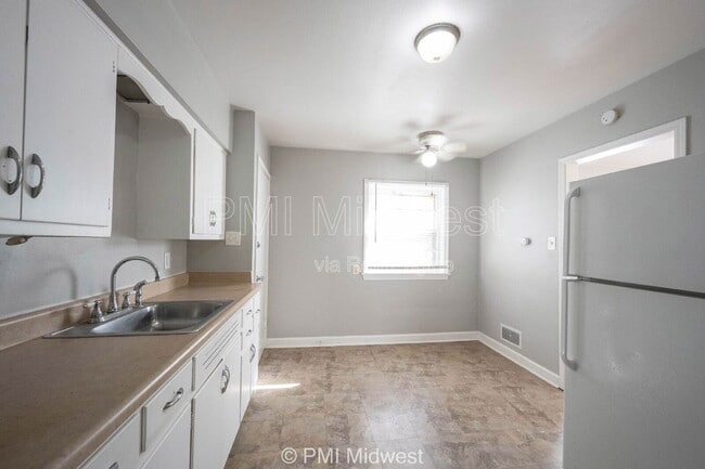 Building Photo - 2512 Brookside Pkwy N Dr