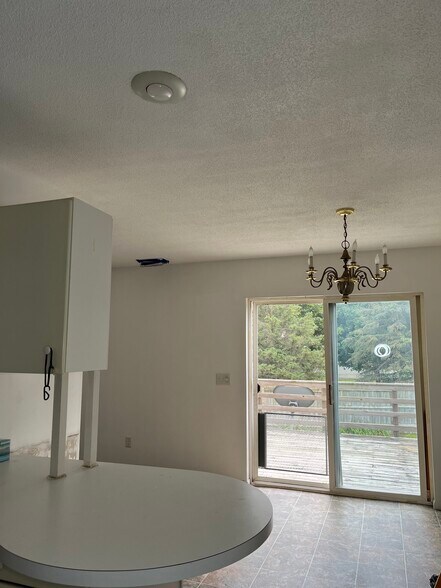 Dining patio view south side - 813 Stein Ct