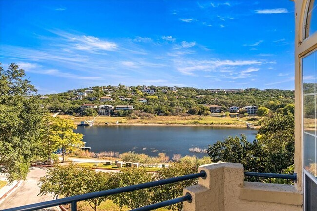 Building Photo - 3404 American Dr