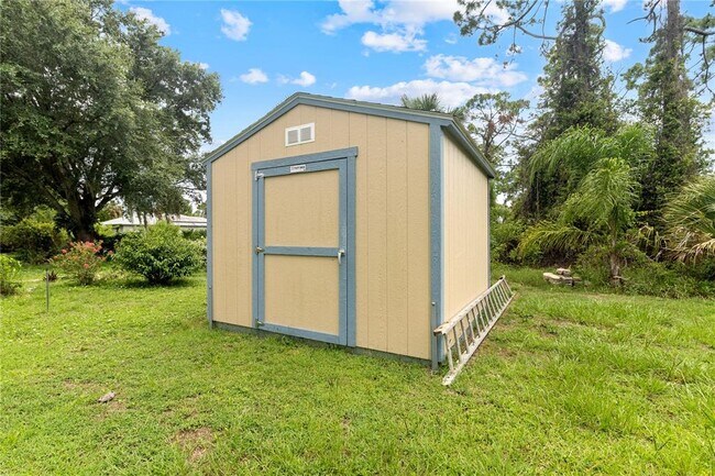 Building Photo - 2745 Nellie Ln