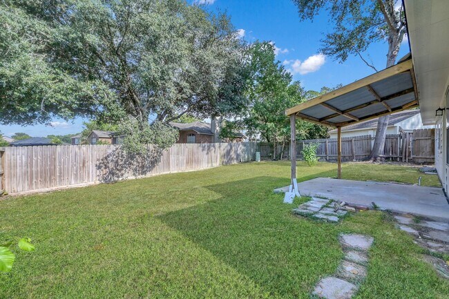 Building Photo - 10486 Twin Circles Dr