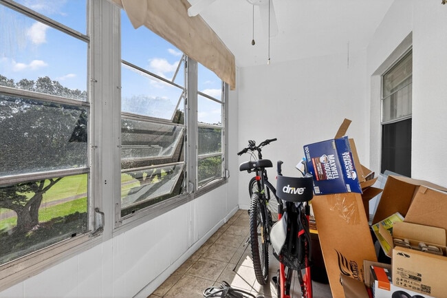 Building Photo - 101 SW 132nd Way