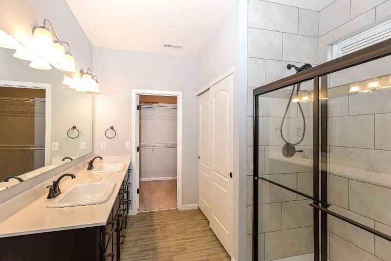 Building Photo - 9924 Mosaic Blue Wy