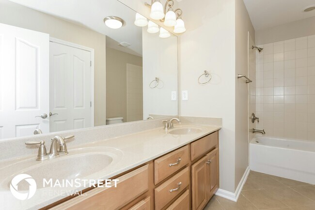 Building Photo - 9163 Marasol Ln