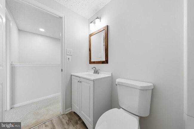 Building Photo - 6711 Kernel Ct