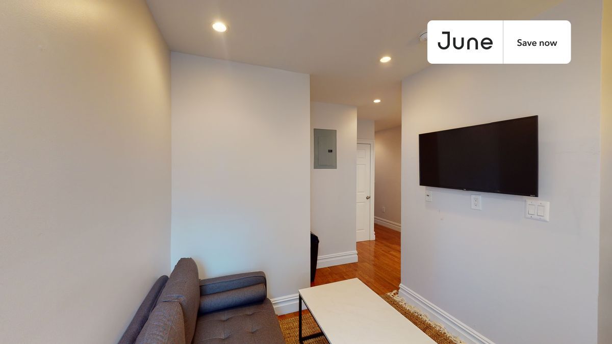 Building Photo - 20 Avenue A Ave