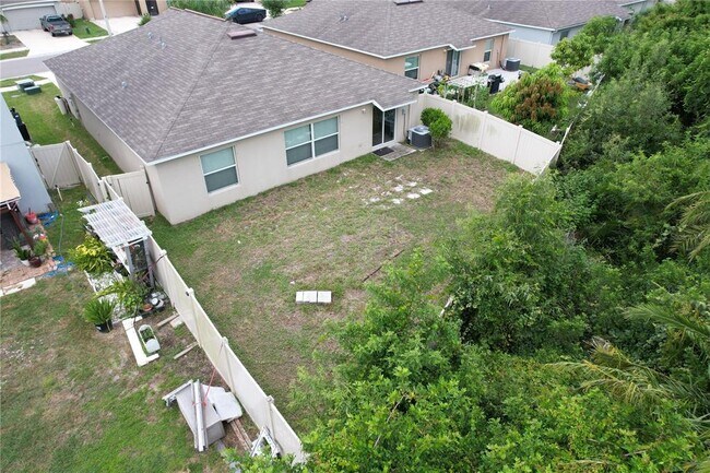 Building Photo - 1740 Broad Winged Hawk Dr