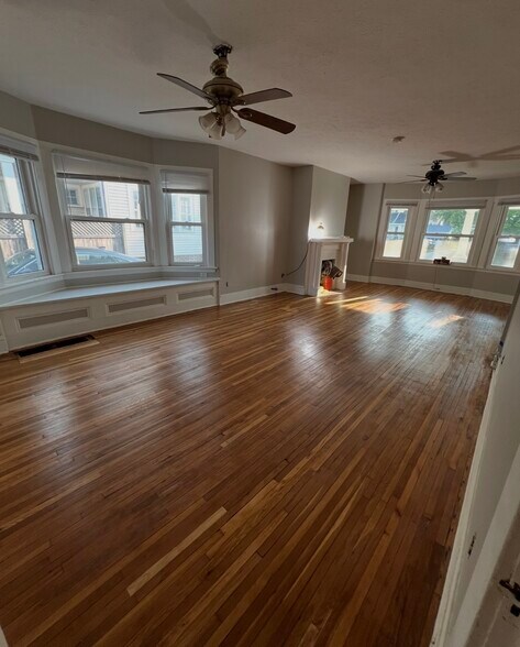 Building Photo - 1505 Wagar Ave