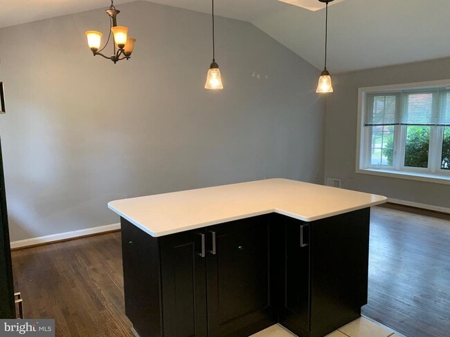 Building Photo - 4613 Wissahican Ave