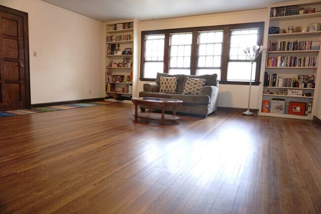 Interior Photo - Buckingham Manor Apartments- Dundee