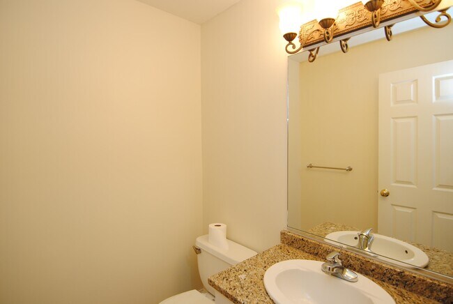 Building Photo - 1 Maple Ridge Dr
