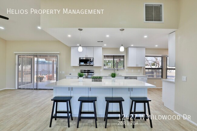Building Photo - 12427 Wildwood Dr