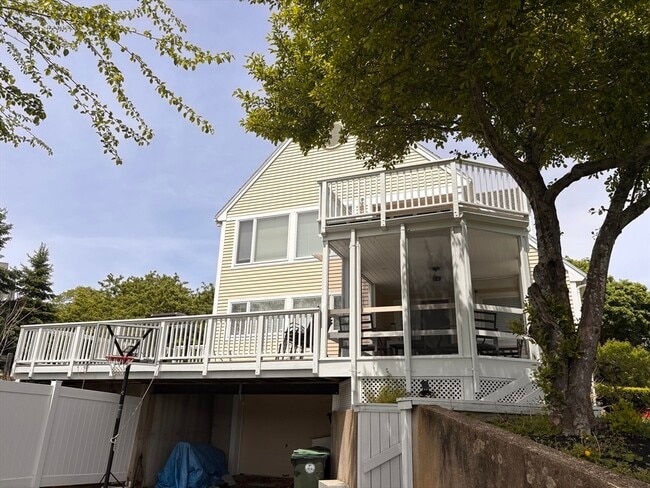 Building Photo - 66 Vincent Dr