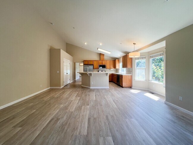 Building Photo - Spacious Single-Level 3-Bedroom Home in Desirable North Napa
