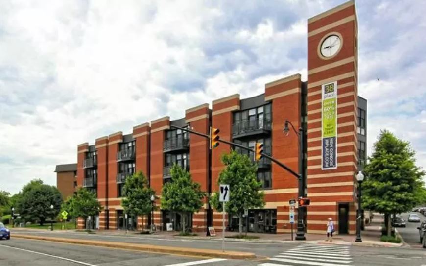 Building Photo - 3800 Lee Hwy