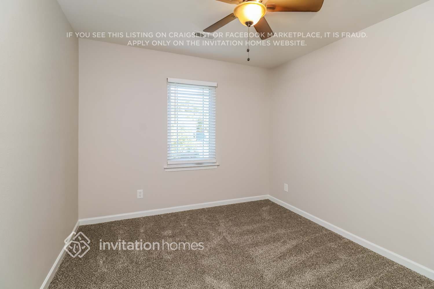 Building Photo - 17311 Commons Crossing Dr