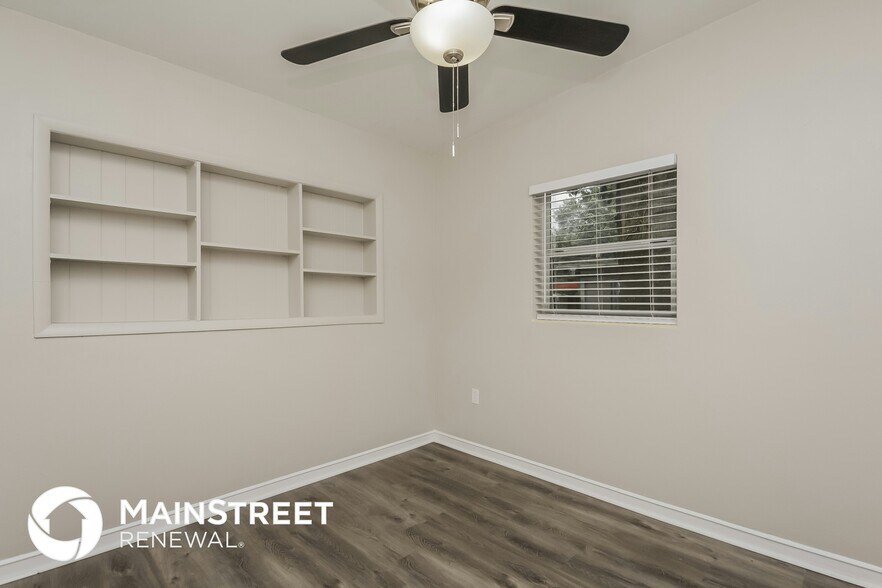 Building Photo - 2803 Glendora Ave