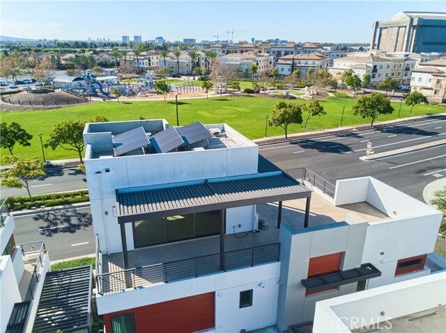 Building Photo - 6 Transport