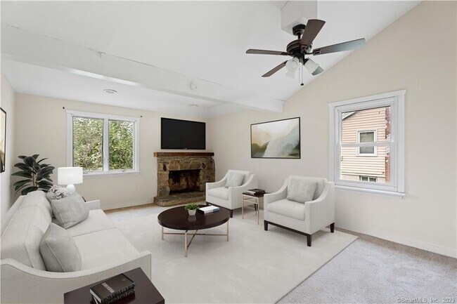 Building Photo - 224 Hartford Turnpike