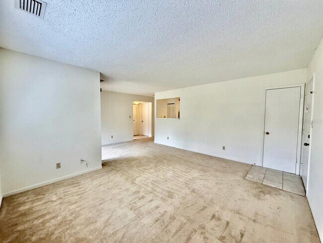 Building Photo - 13385 Arbor Pointe Cir