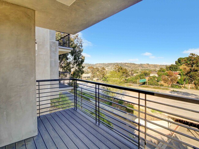 Building Photo - 2612 Corralitas Dr