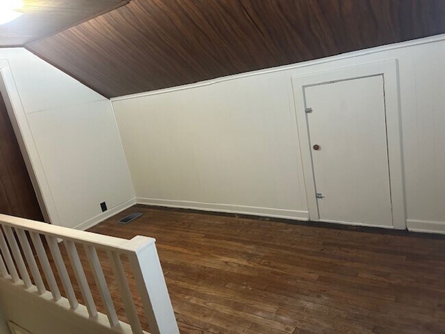 Building Photo - 2925 Chestnut St