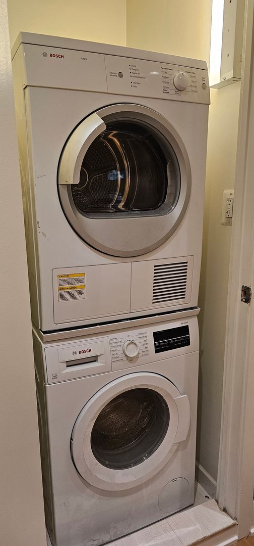 Building Photo - Luxurious 2 Bed 2 Bath Garden Level Condo In Desired Old City II - Dupont Circle