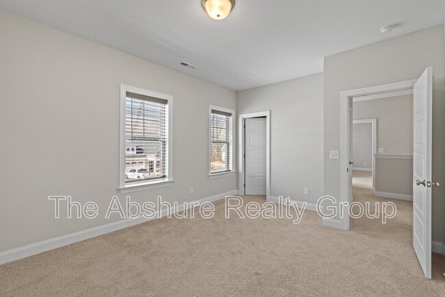 Building Photo - 9120 Dupree Mdw Dr